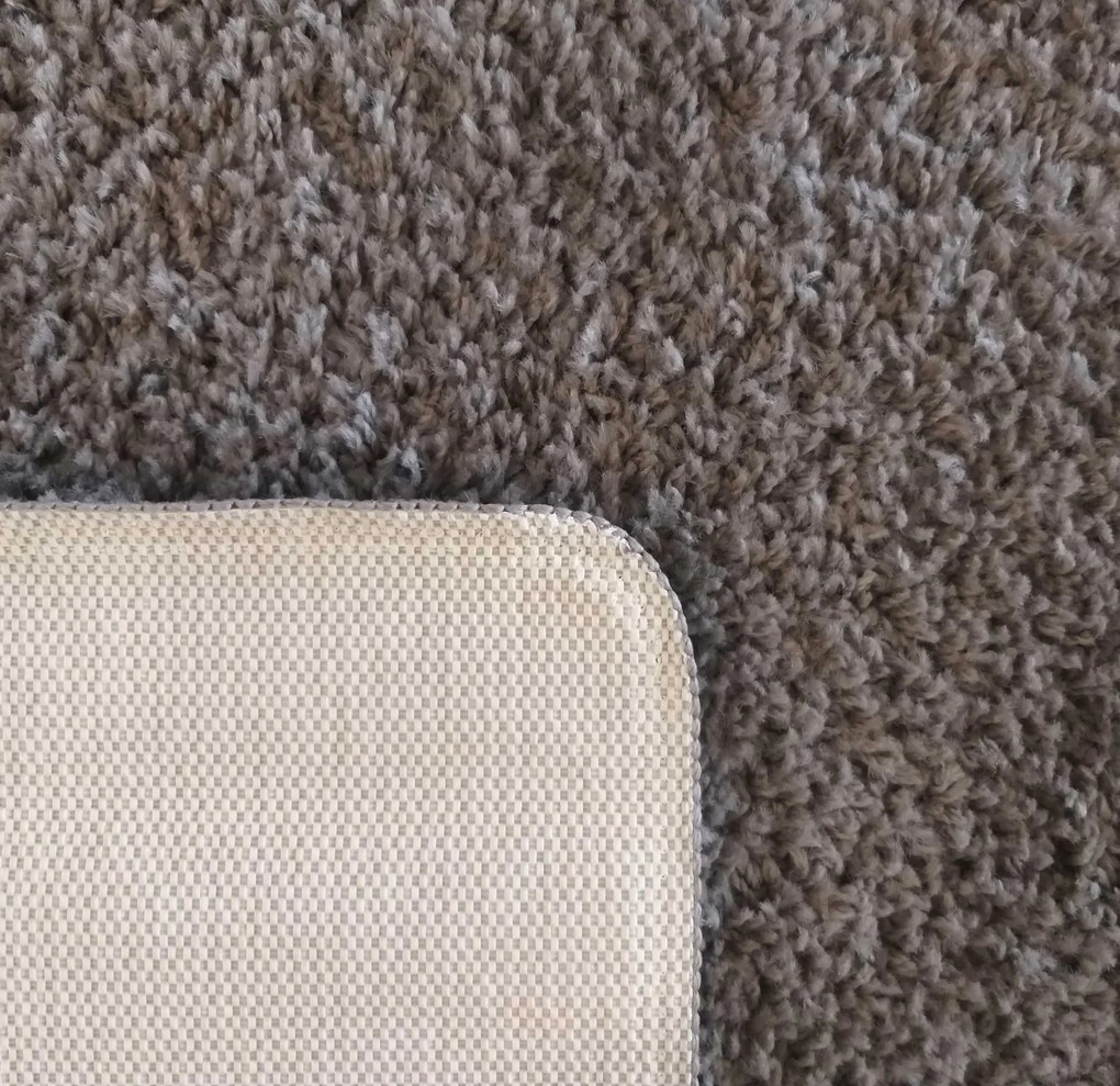 Hnedý shaggy koberec Camel s protišmykovou úpravou | 20 mm vlas Rozmer: 60x100 cm