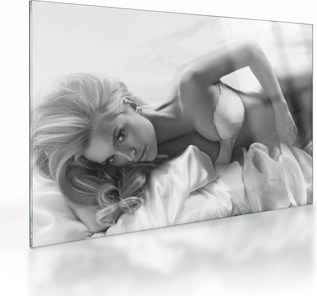 Sklenený obraz - Čiernobiele boudoir (70x50 cm)