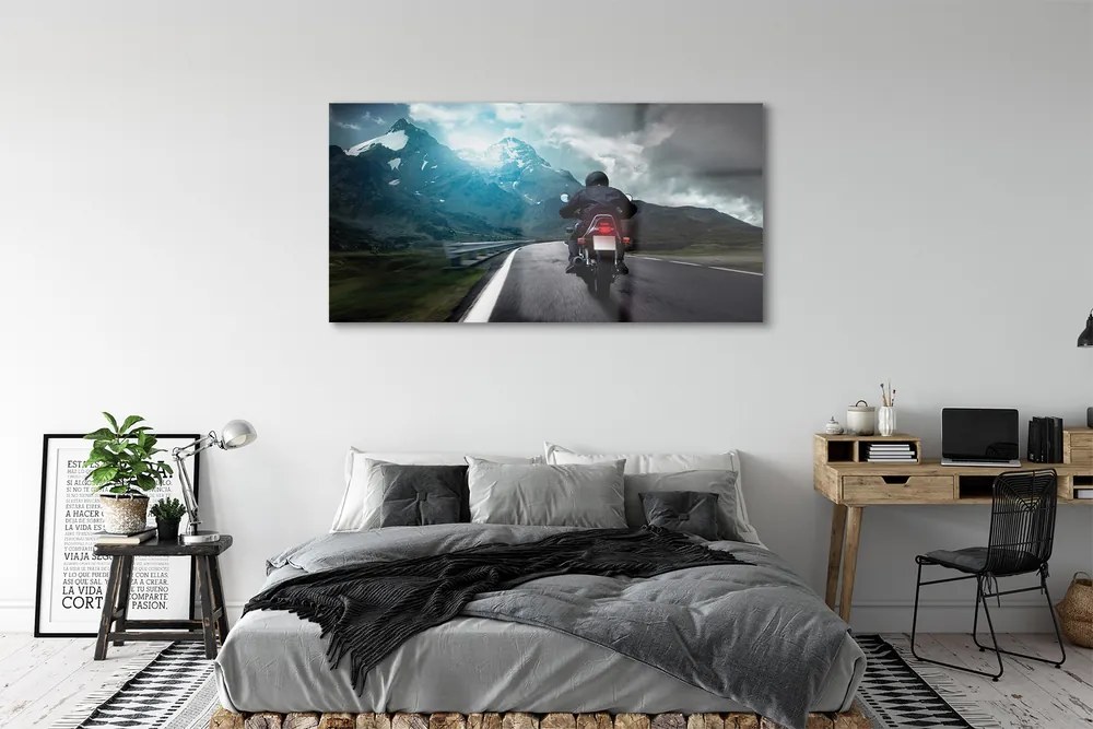 Obraz plexi Motocykla horskej ceste muž neba 140x70 cm