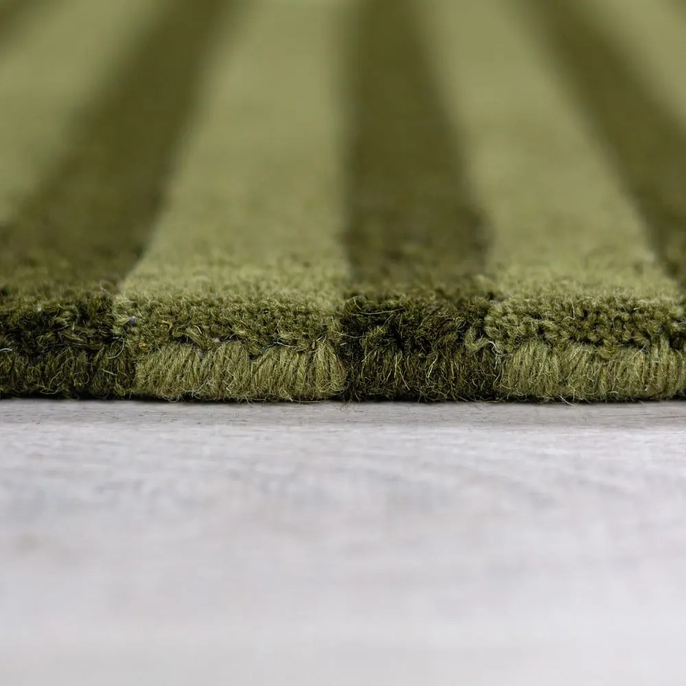 Zelený ručne tkaný vlnený koberec 150x240 cm Conway Retro – Flair Rugs