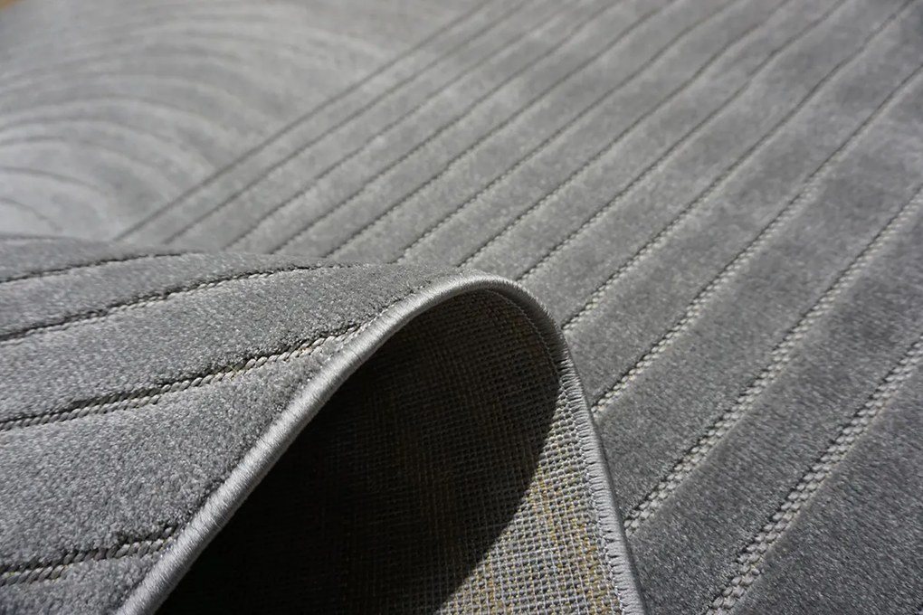 Koberec Zen Garden 2403 GREY – sivý s abstraktným vzorom Rozmer: 80x150 cm