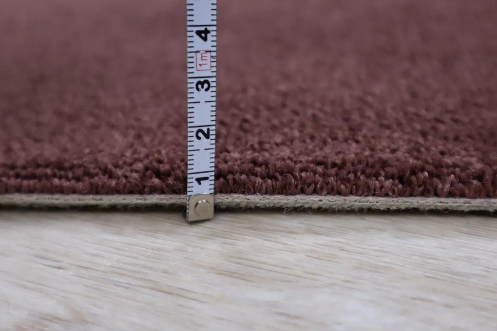 Lano - koberce a trávy Metrážny koberec Nano Smart 302 vínový - Kruh s obšitím cm