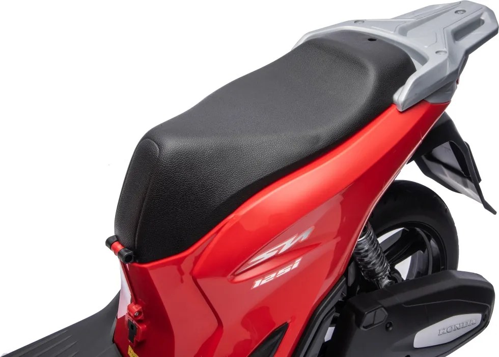 Ramiz Vozidlo Motorový skúter HONDA SH125I Červená