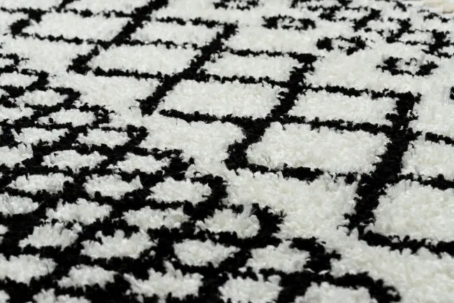 Koberec PROMO BERBER SAFI N9040 biely / čierny