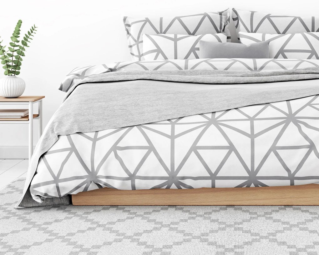 Goldea saténové posteľné obliečky deluxe - sivé geometrické tvary na bielom 140 x 200 a 70 x 90 cm