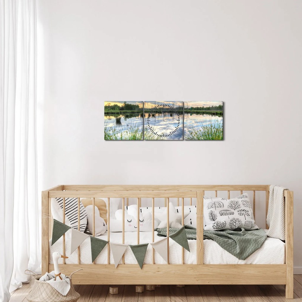 Obraz jazera s tŕstím (s hodinami) (90x30 cm)