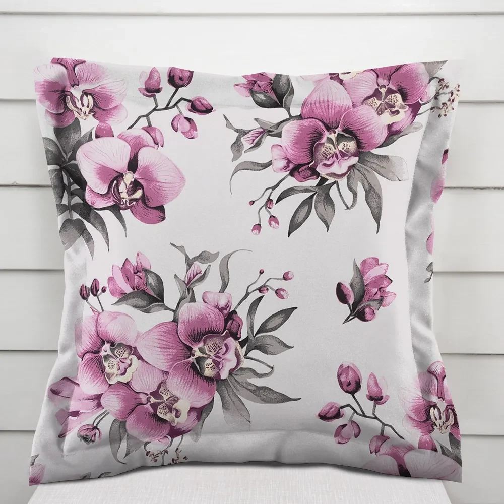 Biante Bavlnená obliečka na vankúš s lemom Sandra SA-623 Lila orchidey na bielom 50 x 50 cm