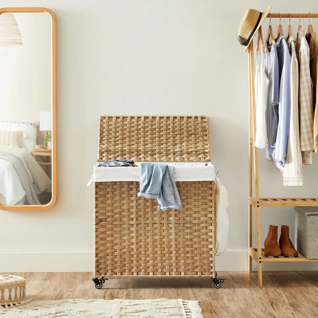 Kôš na bielizeň s kolieskami z umelého ratanu AVA, 140l, prírodná hnedá SongmicsHome
