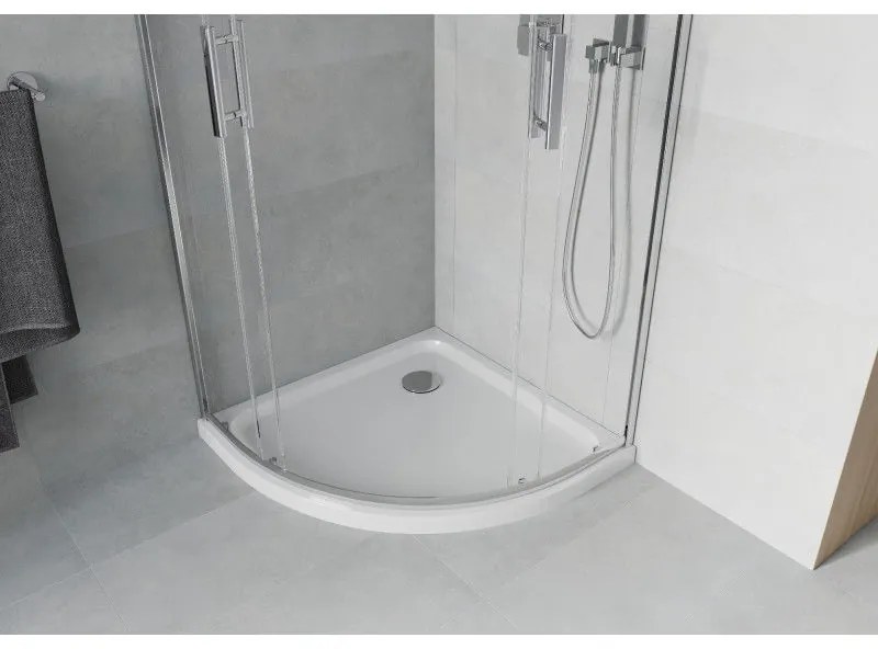 Mexen Rio, štvrťkruhový sprchovací kút s posuvnými dverami 80 x 80 cm, 6mm číre sklo, chrómový profil + biela sprchová vanička, 863-080-080-01-00-4110