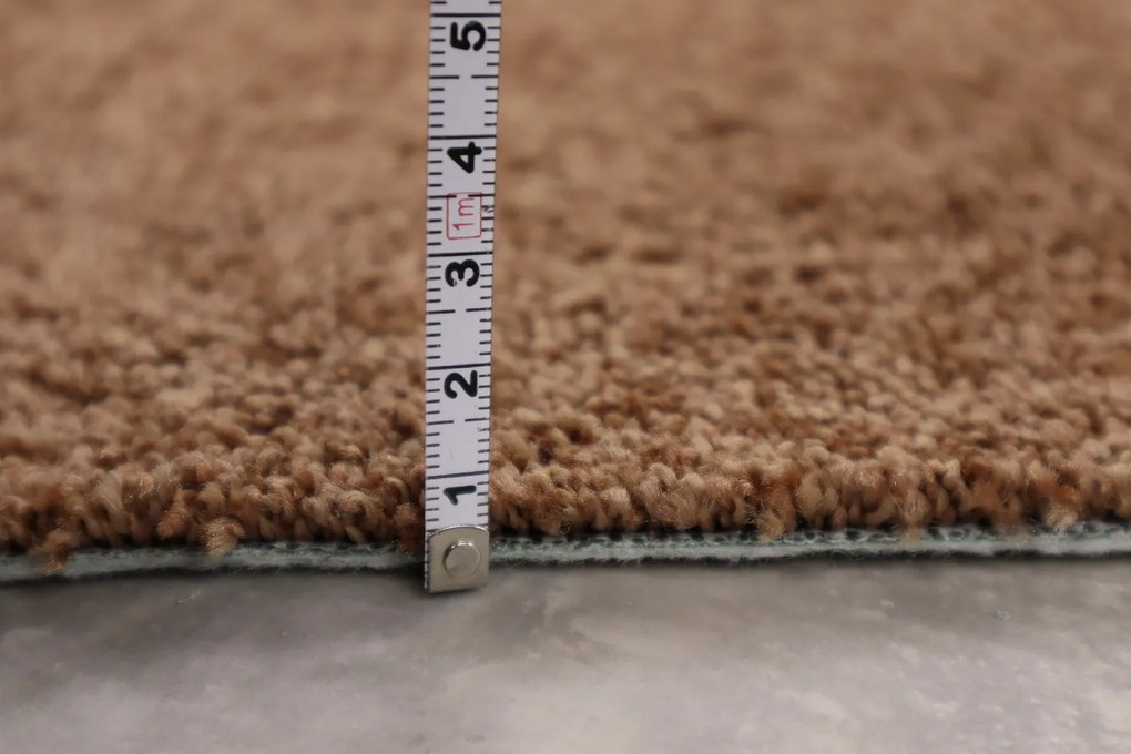 Vopi, Metrážny koberec Capri medený - neúčtujeme odrezky z role, na mieru, šíře 1,33m,1m,2m,3m,4m,na mieru, neúčtujeme odrezky, hnedá, ab (mriežka), chodba / predsieň