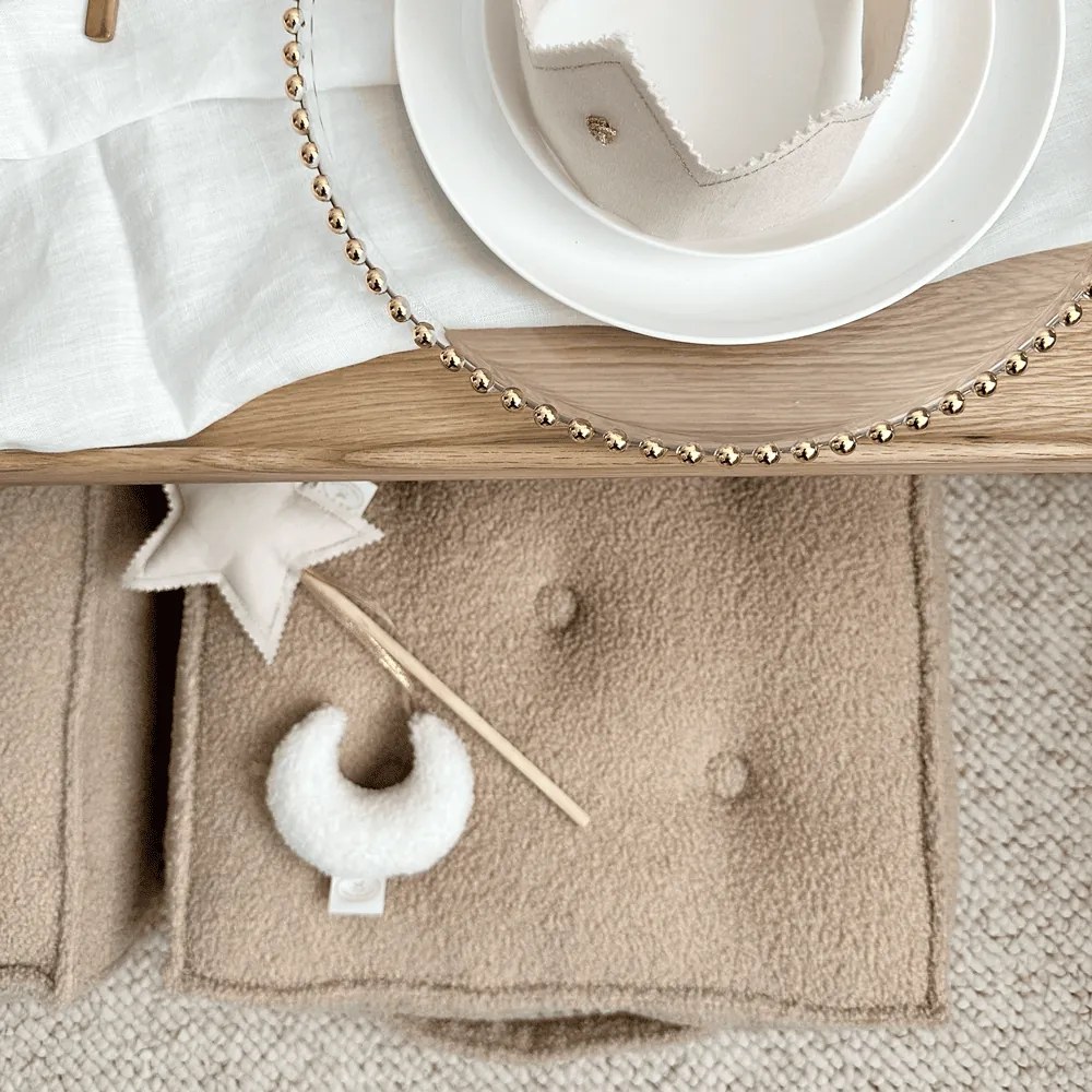 Prešívaný puf čokoládová 46x46x13cm