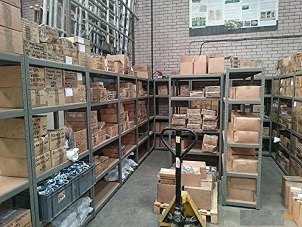 Fistar Regál 2000x1000x500 mm, lakovaný 5-policový, nosnosť 875 kg - ČIERNY