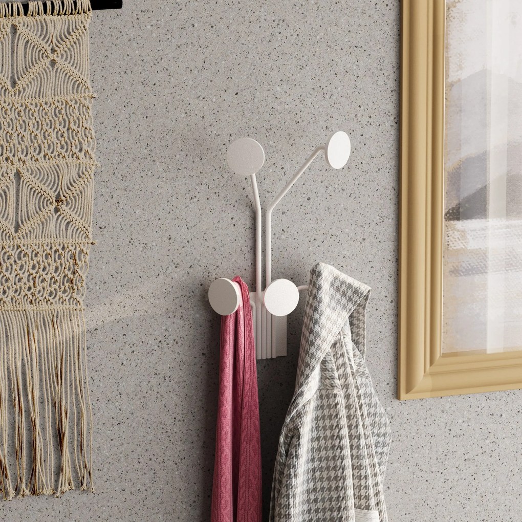 Nástenný kovový háčik Giraffe 24 cm biely