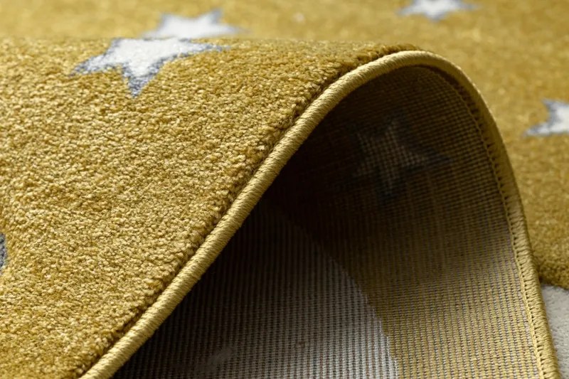 Dywany Łuszczów, Detský kusový koberec Petit Moon with clouds gold, 140x190, žltá, detská izba