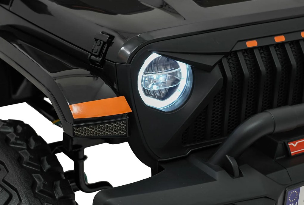 Ramiz Extrémne športové vozidlo 4x4 s variabilnou veľkosťou čierne