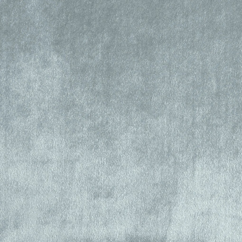 ZATEMŇOVACÍ ZÁVES NA KRÚŽKOCH SAMANTA 140X250 CM STRIEBORNÁ