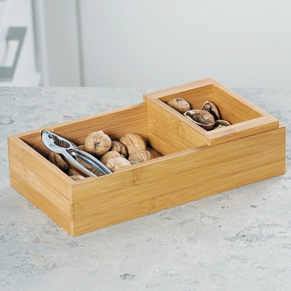 Drevený box na orechy s luskáčikom Nut, 30x16x7,5 cm