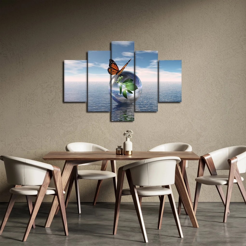 Obraz motýľa na sklenenej guli (150x105 cm)
