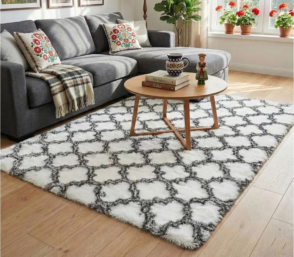 TZ Biely vzorovaný koberec shaggy Decor Latern Rozmer: 200x250 cm