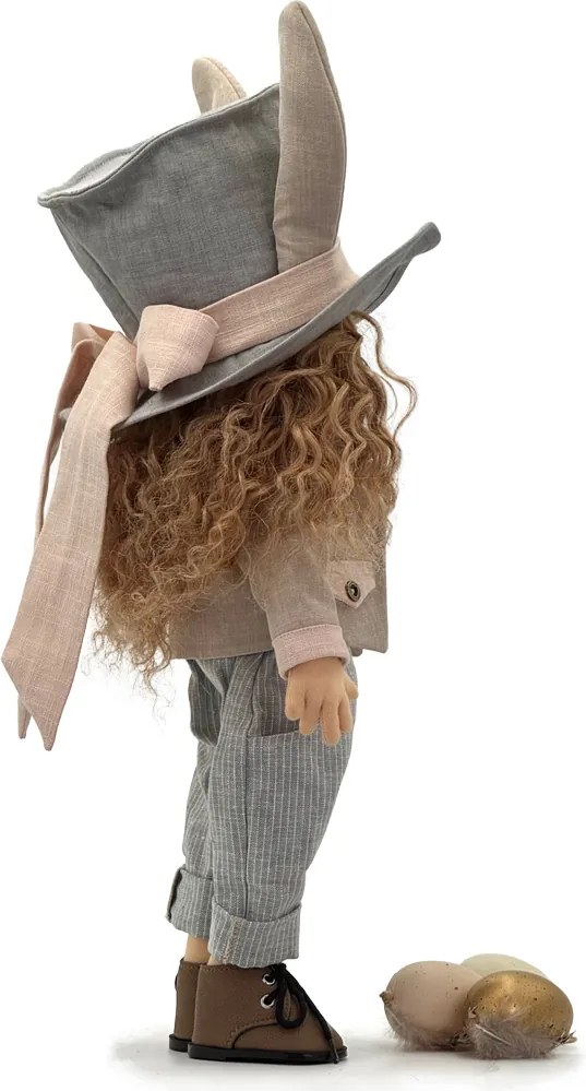 Bábika Lou zberateľská séria 2026 - v predaji len do 5. apríla Varianta 2