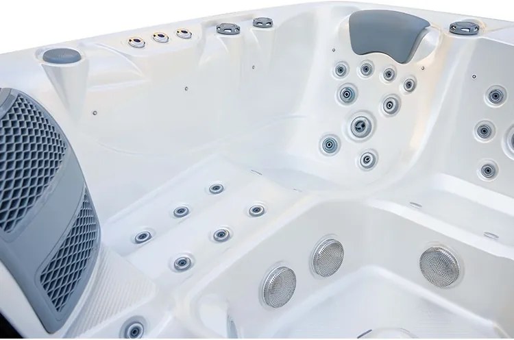 Akrylátová vírivka Orlando 2025 Orlando 2025 mramorově-bílá s hnědou bočnicí