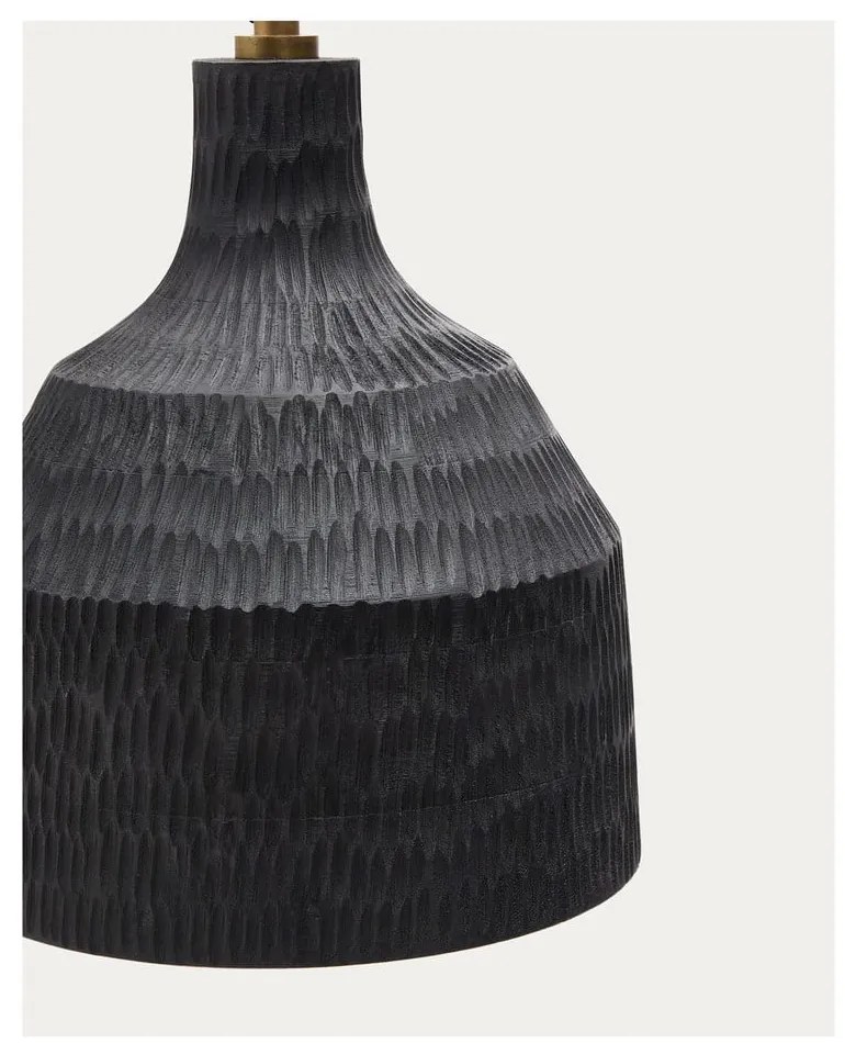 Čierne závesné svietidlo s dreveným tienidlom ø 21 cm Amire – Kave Home