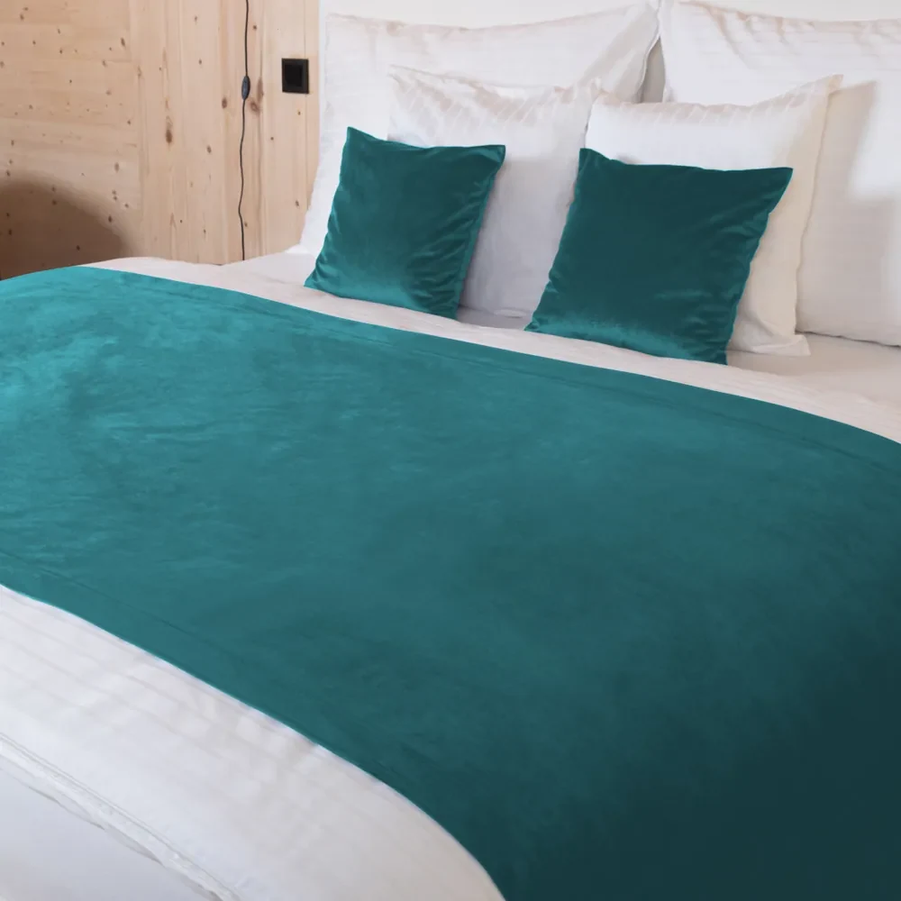 Biante Zamatový prehoz na posteľ Velvet Prémium SVP-035 Tyrkysovo modrý 260x280 cm