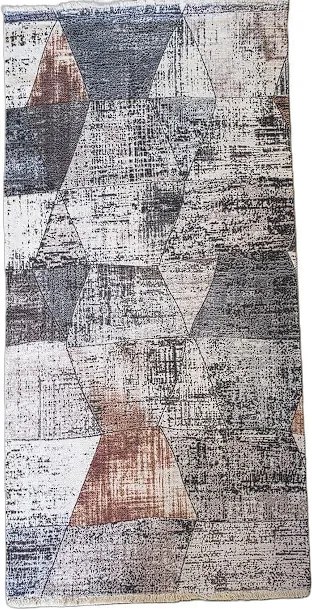 Sivý koberec Banco 1044-MULTI-2 s geometrickým vzorom mnohostenov Rozmer: 75x150 cm