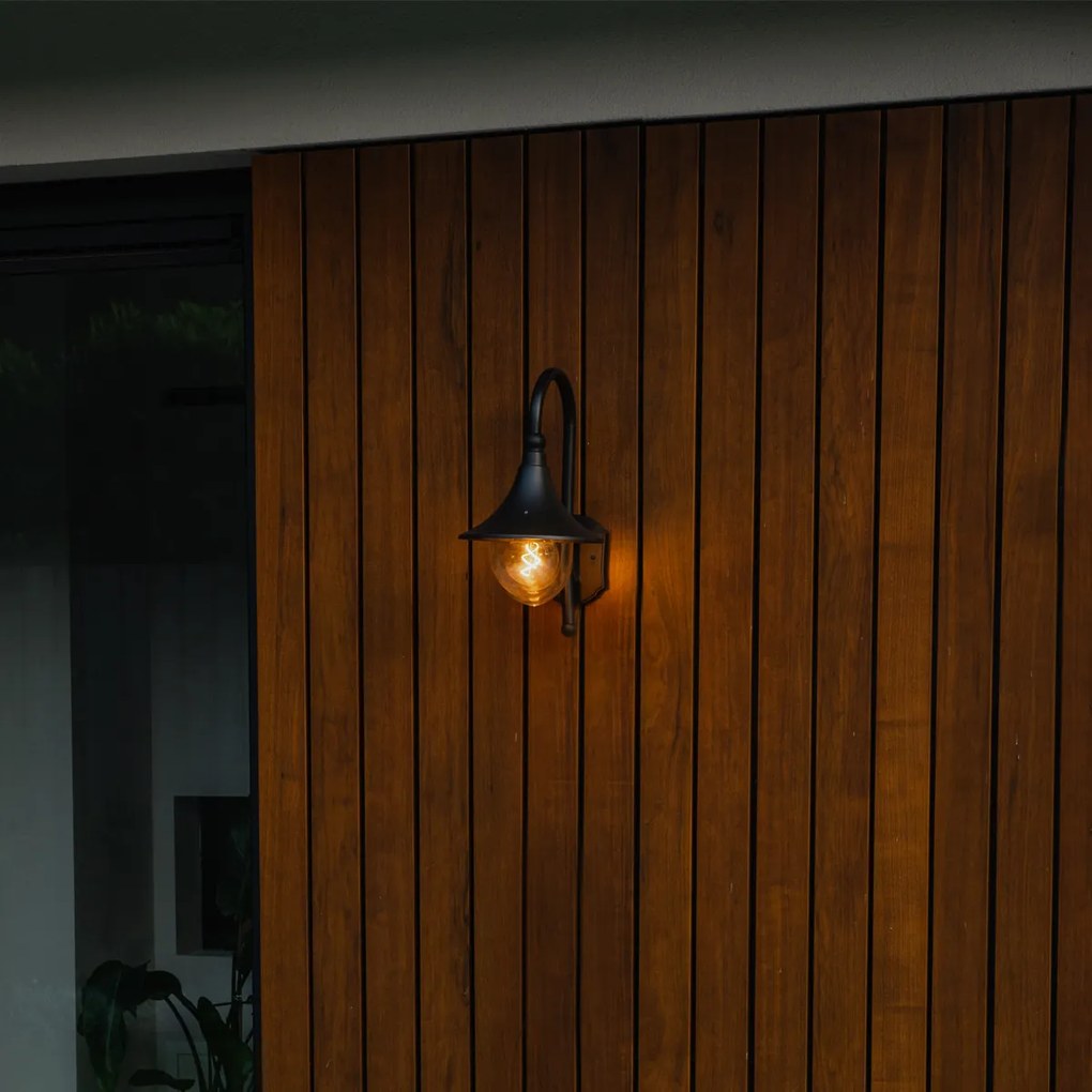 Klasická vonkajšia nástenná lampa čierna IP44 - Daphne