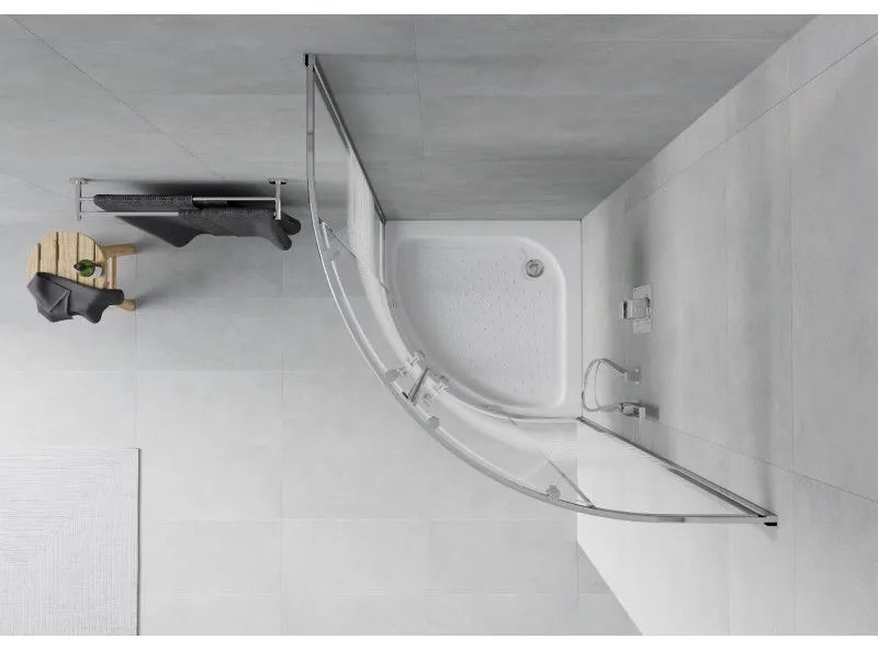 Mexen Rio, štvrťkruhový sprchovací kút s posuvnými dverami 90 x 90 cm, 6mm číre sklo/pásy, chrómový profil + biela vysoká sprchová vanička Rio, 863-090-090-01-20-4710