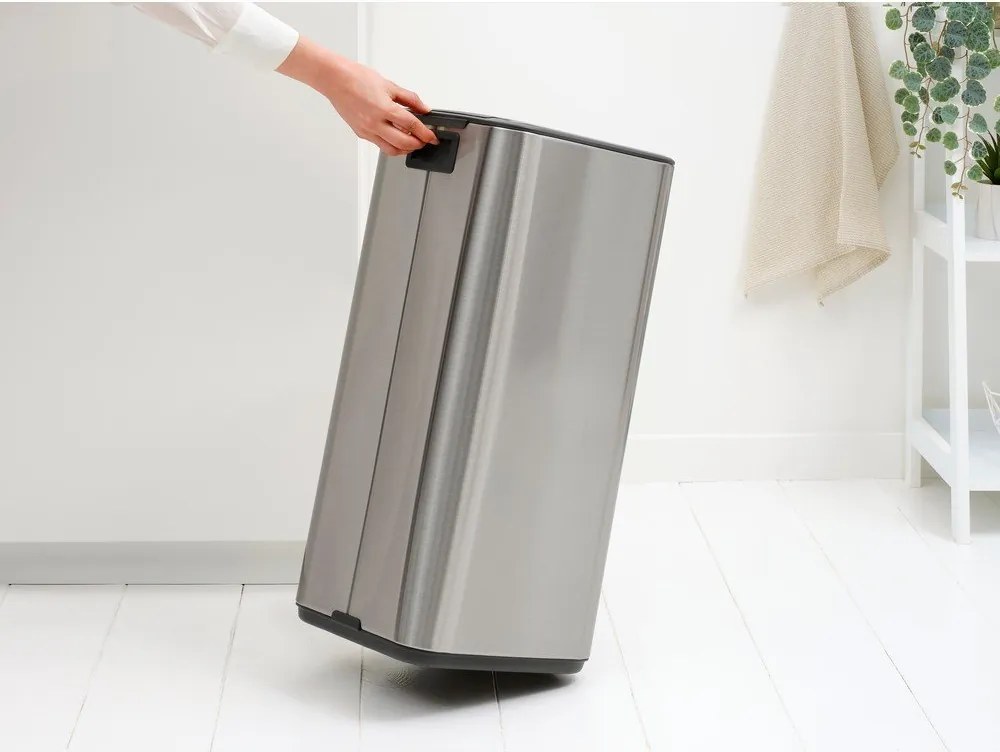 Pedálový oceľový odpadkový kôš v matne striebornej farbe 30 l Bo – Brabantia
