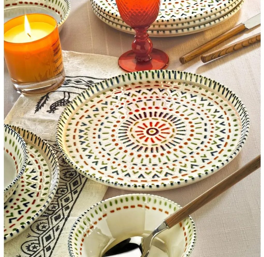 12-dielna pestrofarebná jedálenská súprava z porcelánu