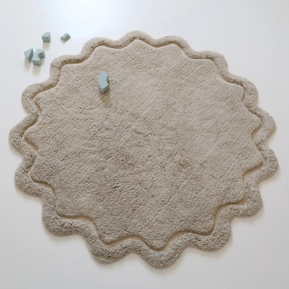 Béžový umývateľný ručne tkaný bavlnený okrúhly koberec ø 110 cm Sweet April Lin – Nattiot