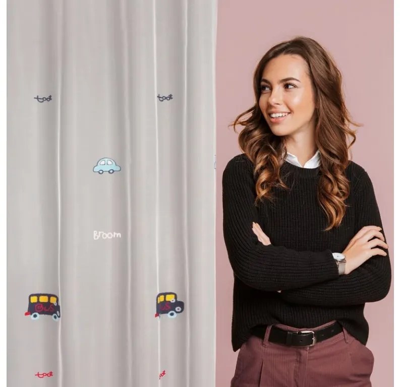DECOREUM Záves zdobený výšivkou s detským vzorom 140 x 250 cm biela 106330