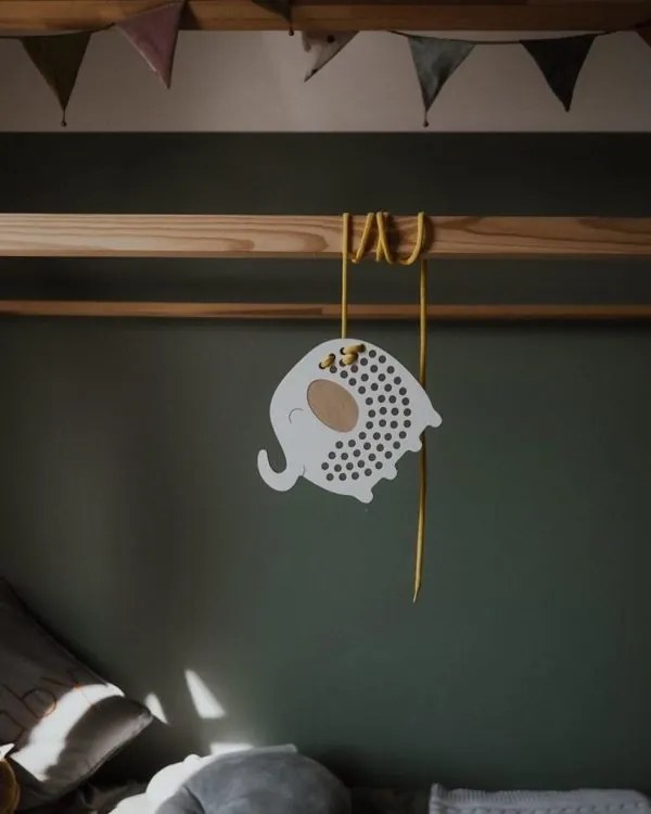 Montessori drevená prepletacia hračka - slon