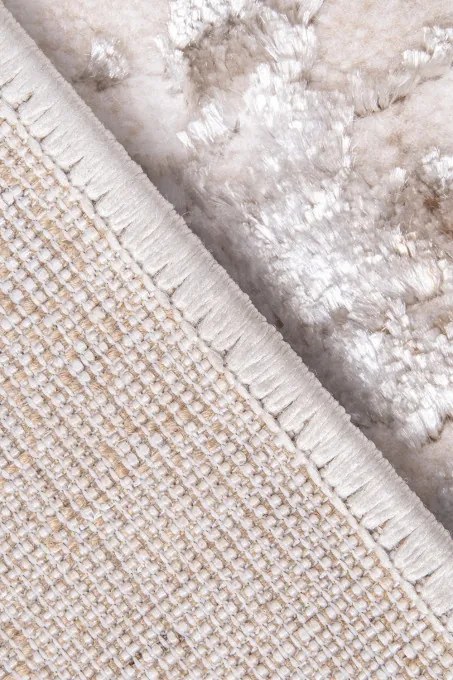 Koberec MIA T533A biely / krémový