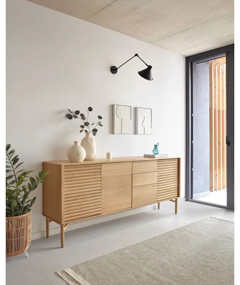 Nízka komoda v dekore duba v prírodnej farbe 200x86 cm Lenon – Kave Home