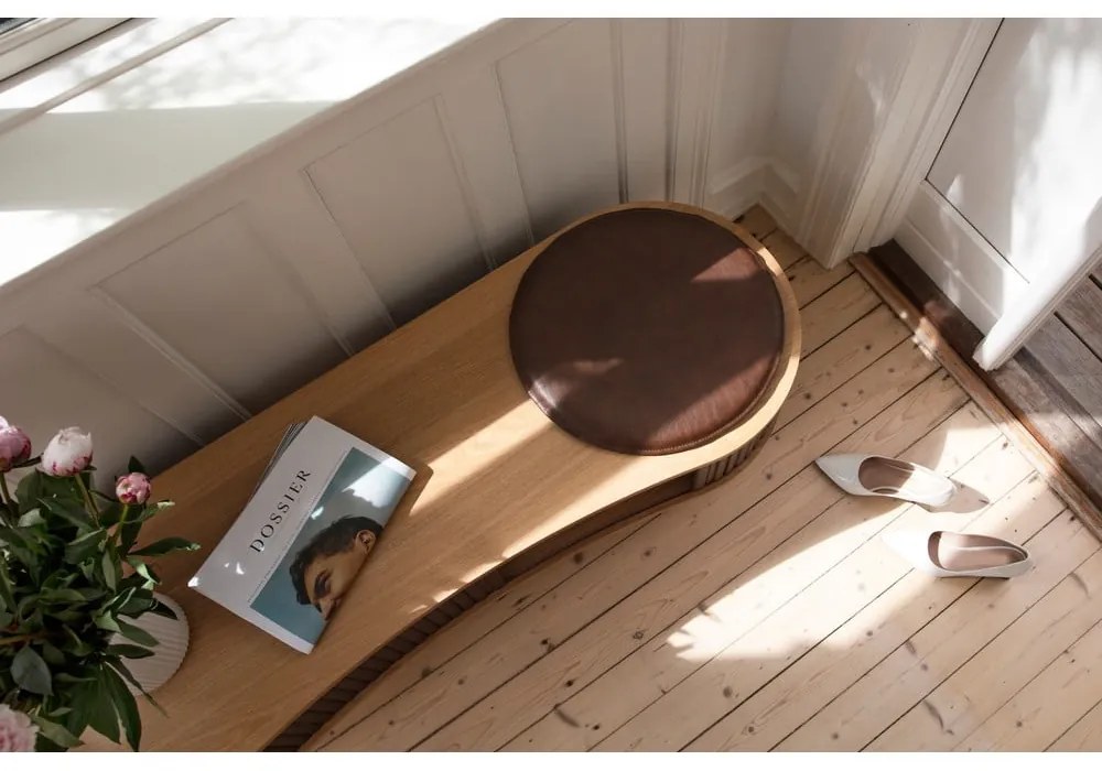 TV stolík v dekore duba v hnedo-prírodnej farbe 140x40 cm Audacious – UMAGE