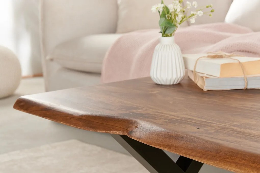 Dizajnový konferenčný stolík Massive X 118 cm akácia honey - Skladom na SK