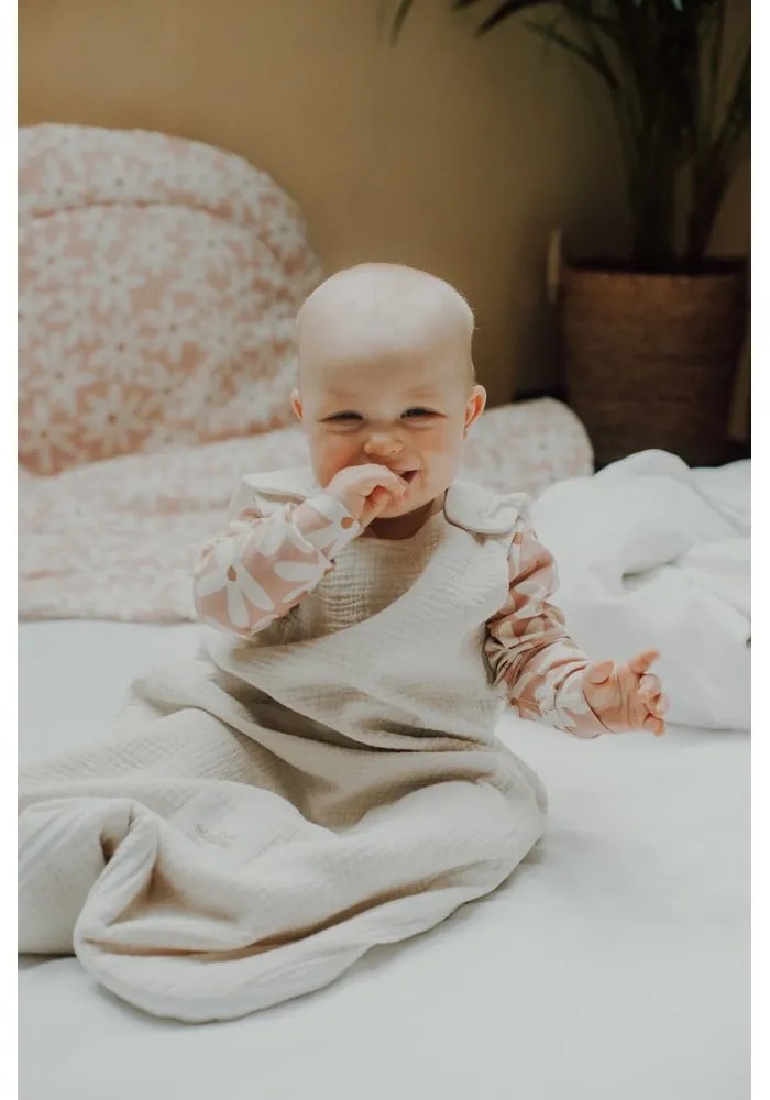 Ružová detská hracia podložka Blash Daisies – Malomi Kids