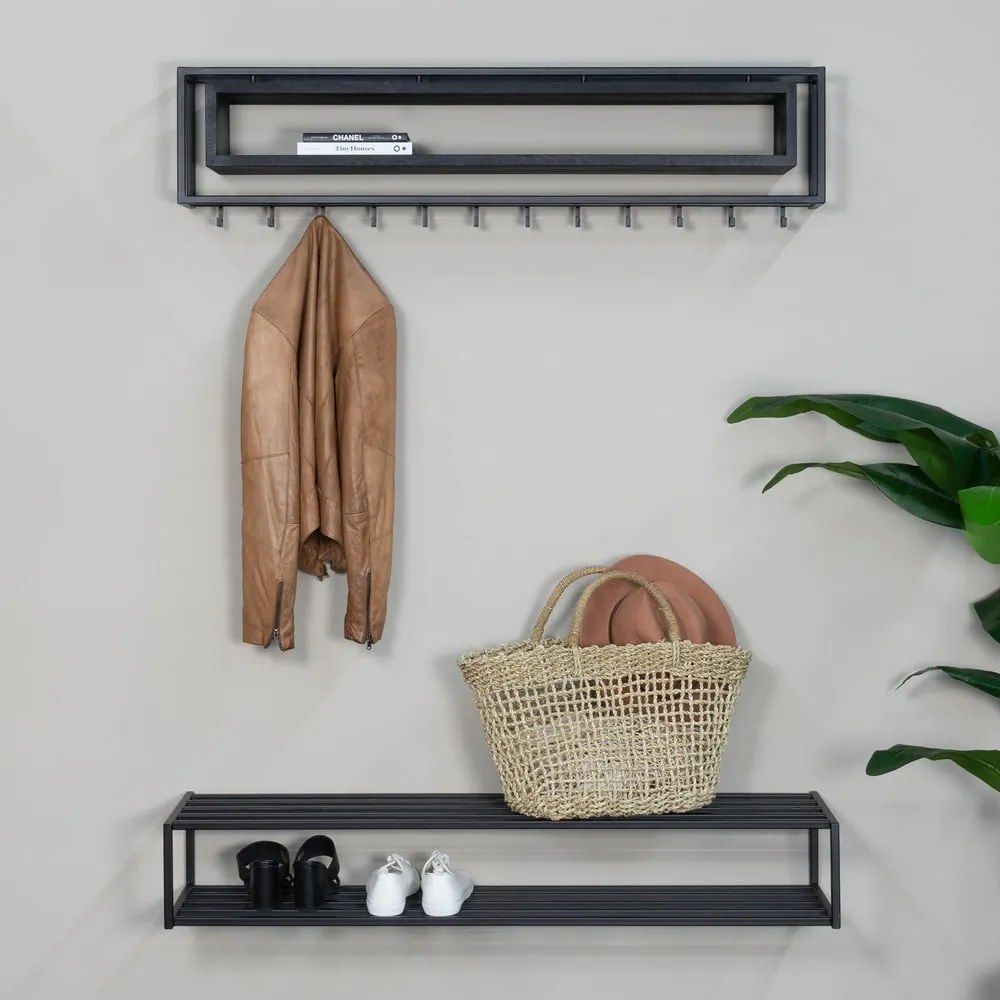 Čierny kovový nástenný vešiak s poličkou 118 cm School – Spinder Design