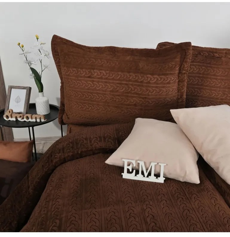 Obliečky z mikroplyšu Banu hnedé EMI, Štandardný set jednolôžko obsahuje 1x 140x200 + 1x 70x90