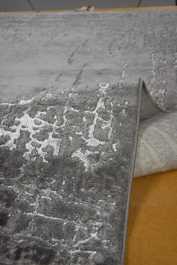 Koberec Elite 4356 GREY – sivý obdĺžnik so vzorom Rozmer: 60x100 cm
