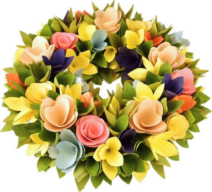 Veniec z drevených kvetov 30 cm