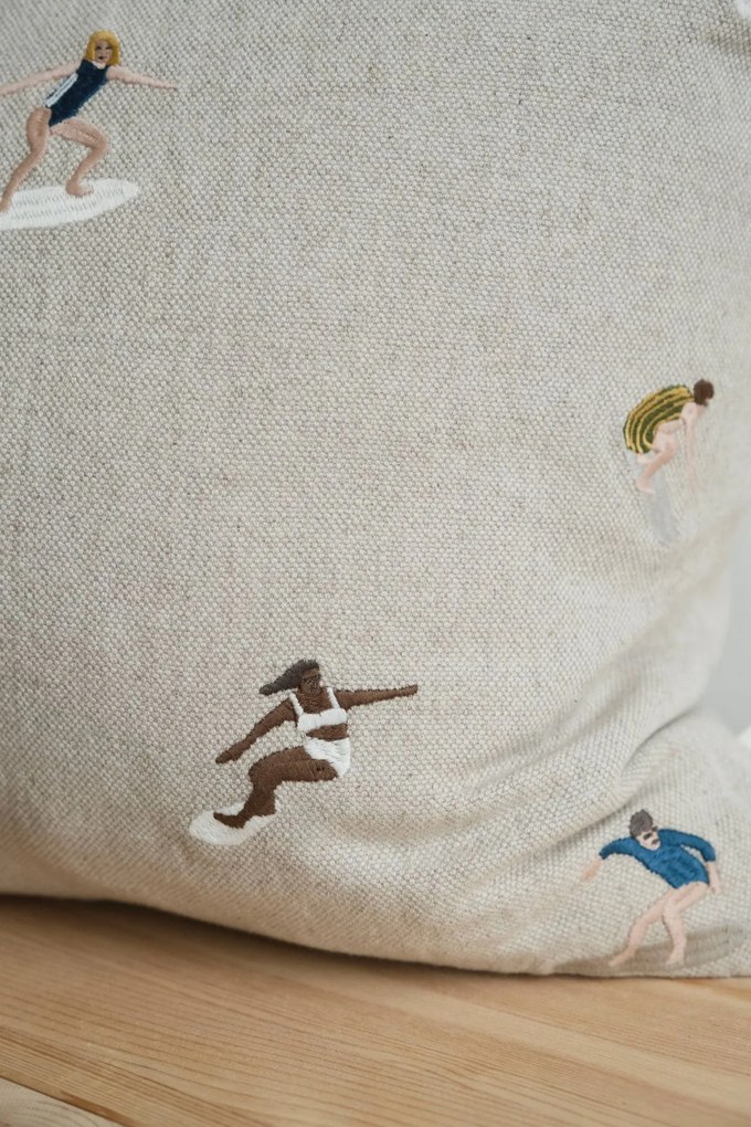 Fine Little Day Ľanová obliečka na vankúš Surfers Embroidered 48 x 48 cm