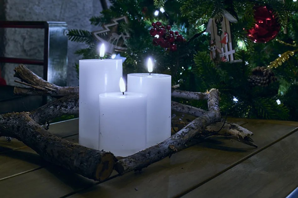 DECOLED Sada 3 sviečok, biela, priemer 7,5 cm, s diaľkovým ovládaním