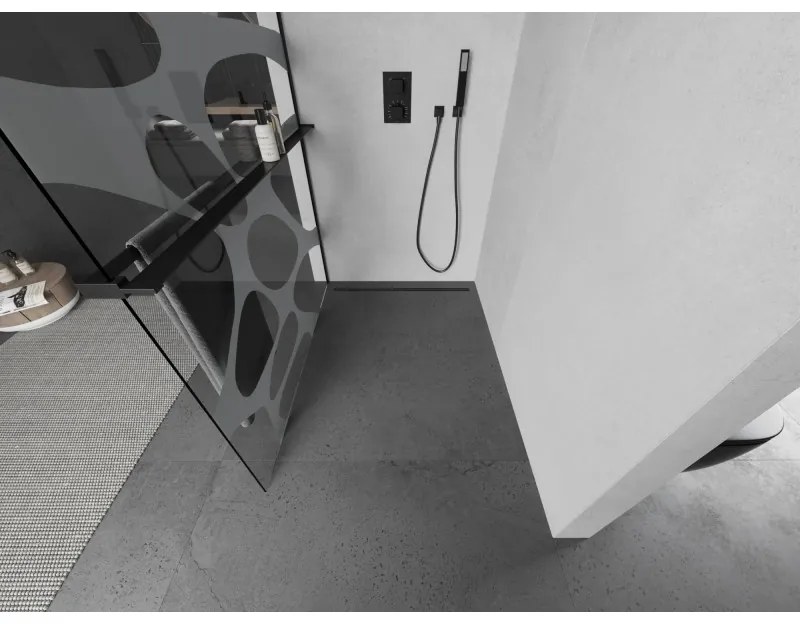 Mexen Kioto+ L, sprchová zástena Walk-In s poličkou a vešiakom 110 x 200 cm, 8mm číre sklo biely vzor, čierny profil, 800-110-123-70-97