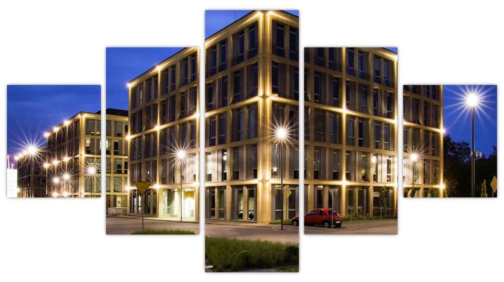 Osvetlené budovy - obraz