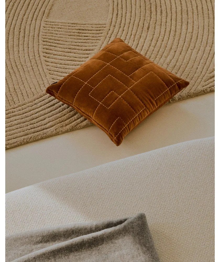 Zamatová obliečka na vankúš 45x45 cm Prila – Kave Home