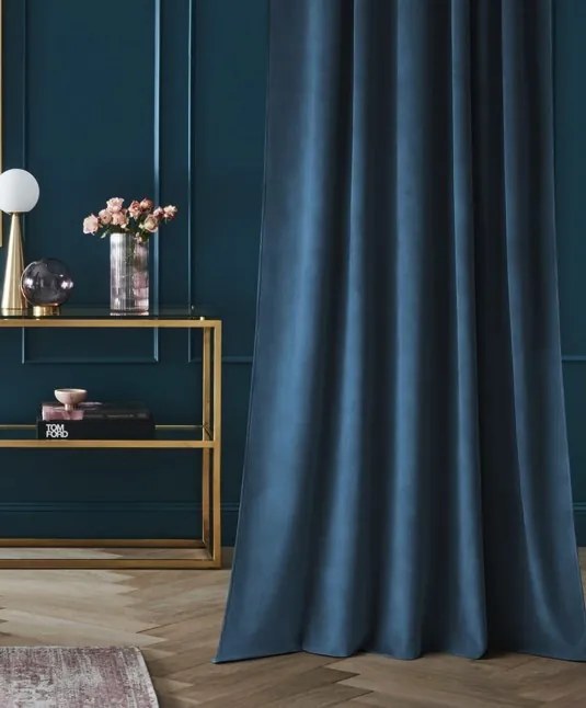 Štýlový tmavomodrý záves 140 x 280 cm